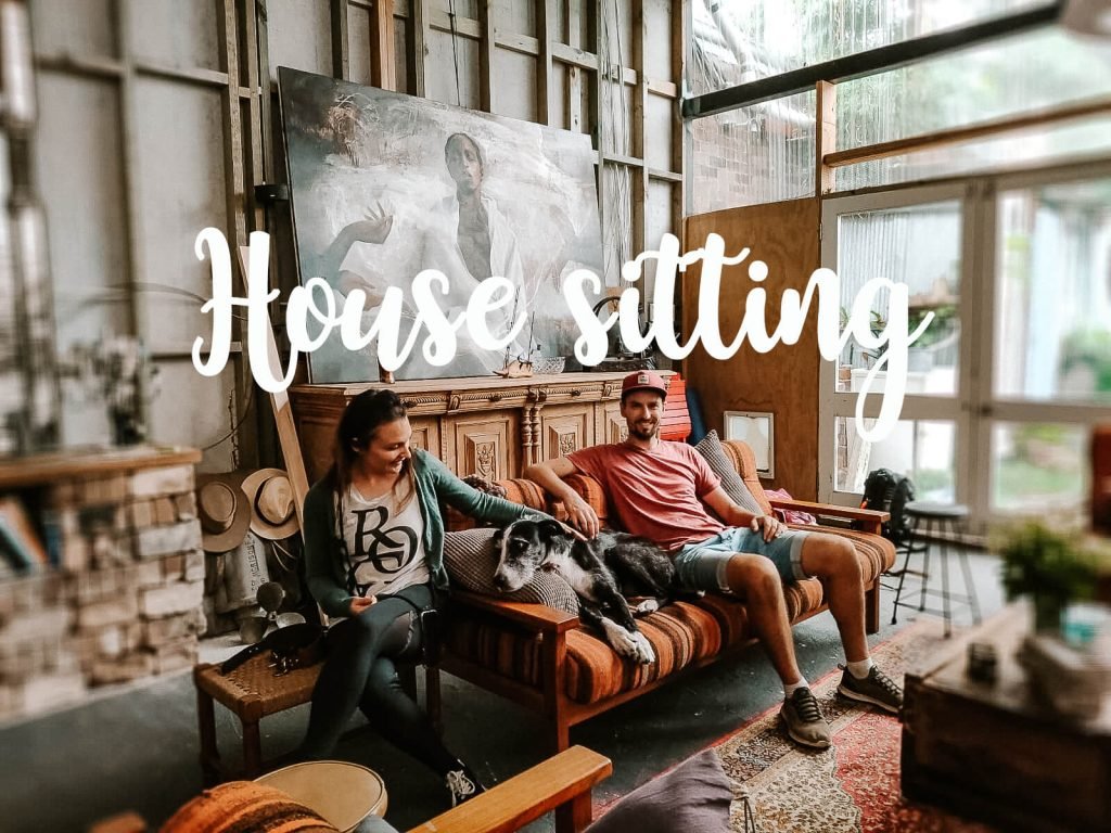 How to travel rent and accommodation free